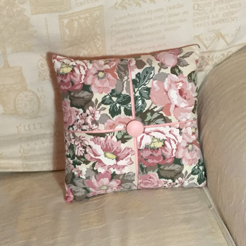 Cushion: Flower Pattern